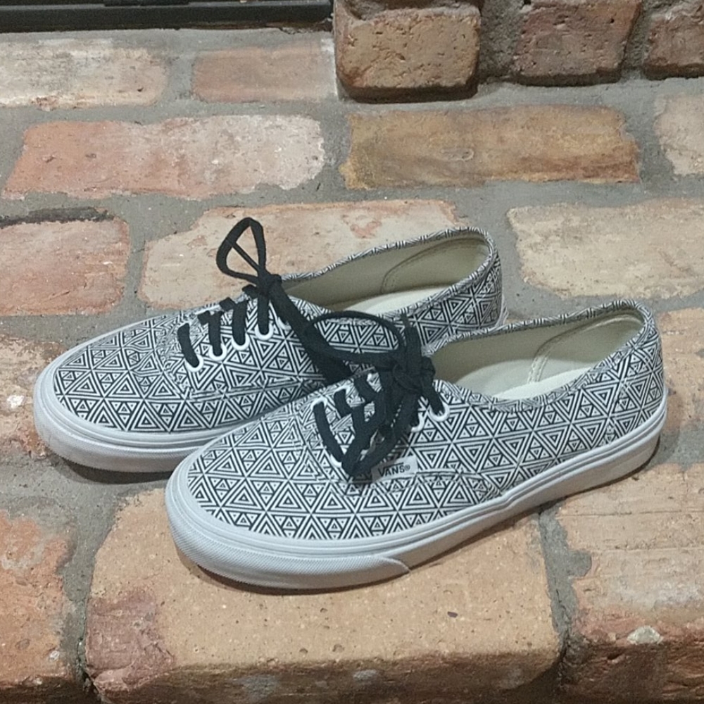 Women's Vans, size 6